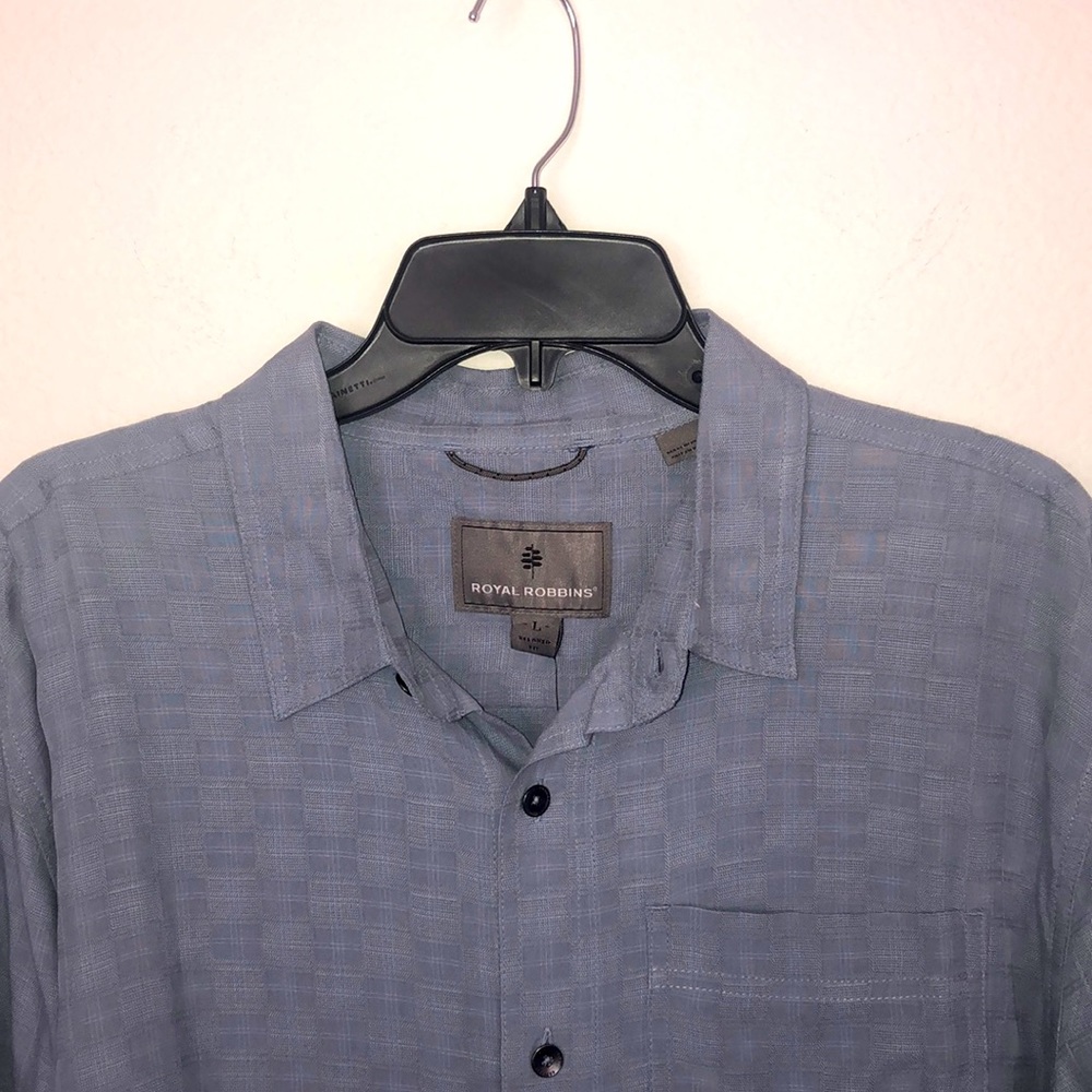Royal Robbins Men’s L Shirt.  Slate Blue